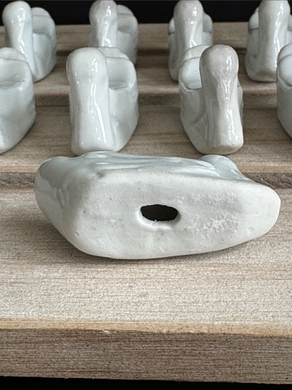 VTG Porcelain Swan Chopstick/Knife Rests Set of 9 - Picture 3 of 6